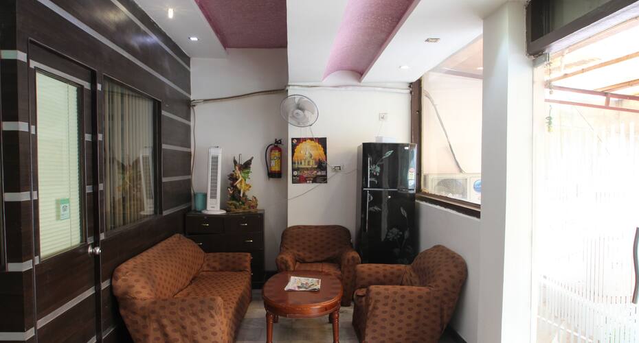 فندق فيرين هوليداي هوم اجرا, Agra 4